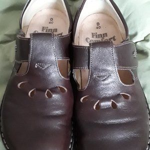 FINN COMFORT GERMANY leather shoes 8 w mary jane